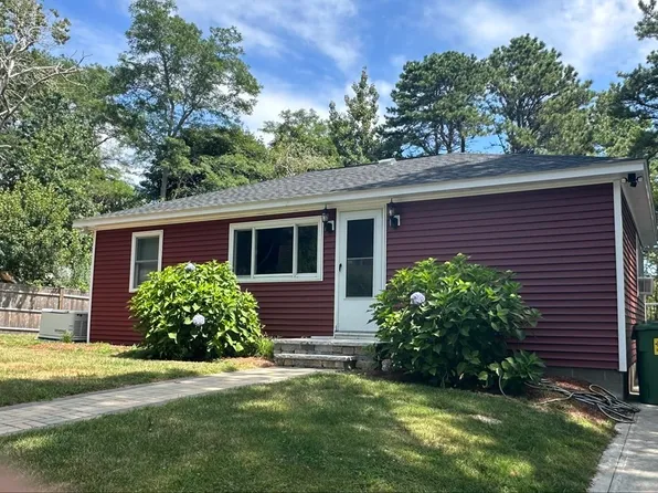 4 S Wind Dr, Plymouth, MA 02360