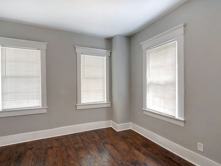 1505 Reynolds St — Photo 6