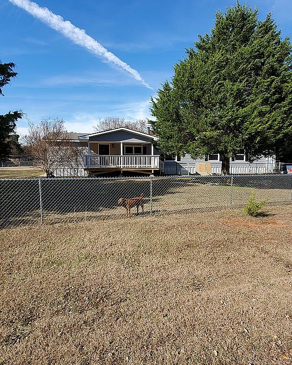 2nd image of 39 Davidson Cir