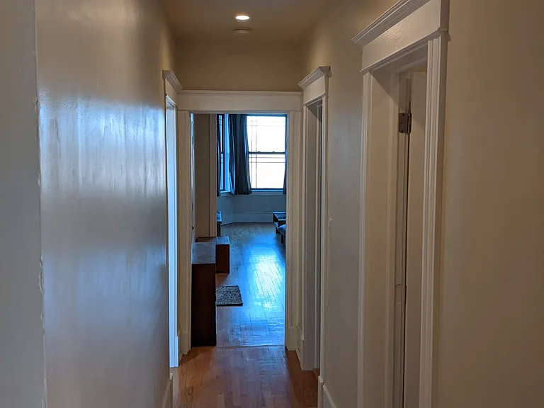 2533 W Cortez St #3 — Photo 6