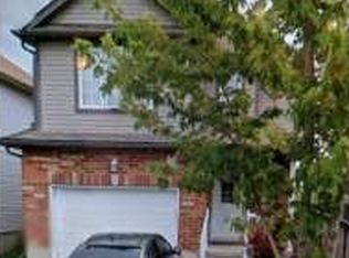 640 Violet St, Waterloo, ON N2V 2W2