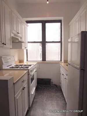 Rented by Bohemia Realty Group | media 22