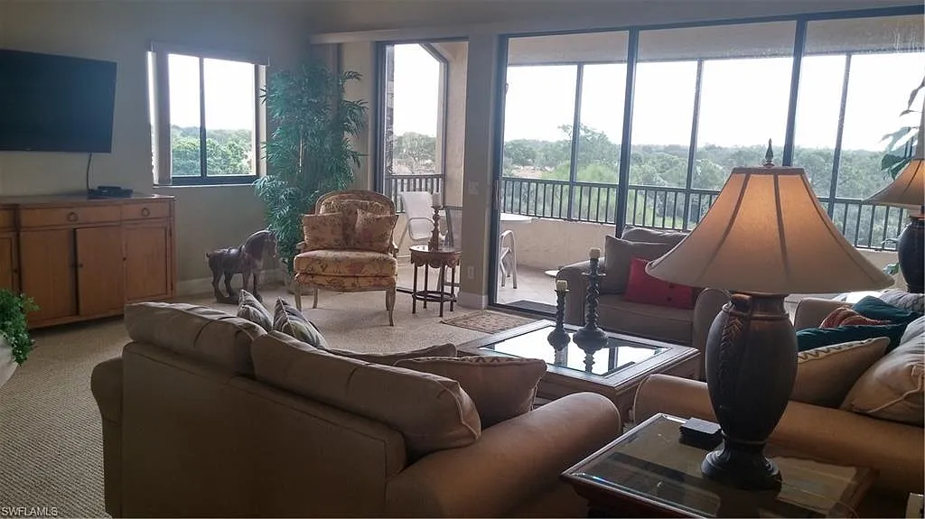 2 bed, 2.0 bath, 1436 sqft, $7,000 — Photo 3