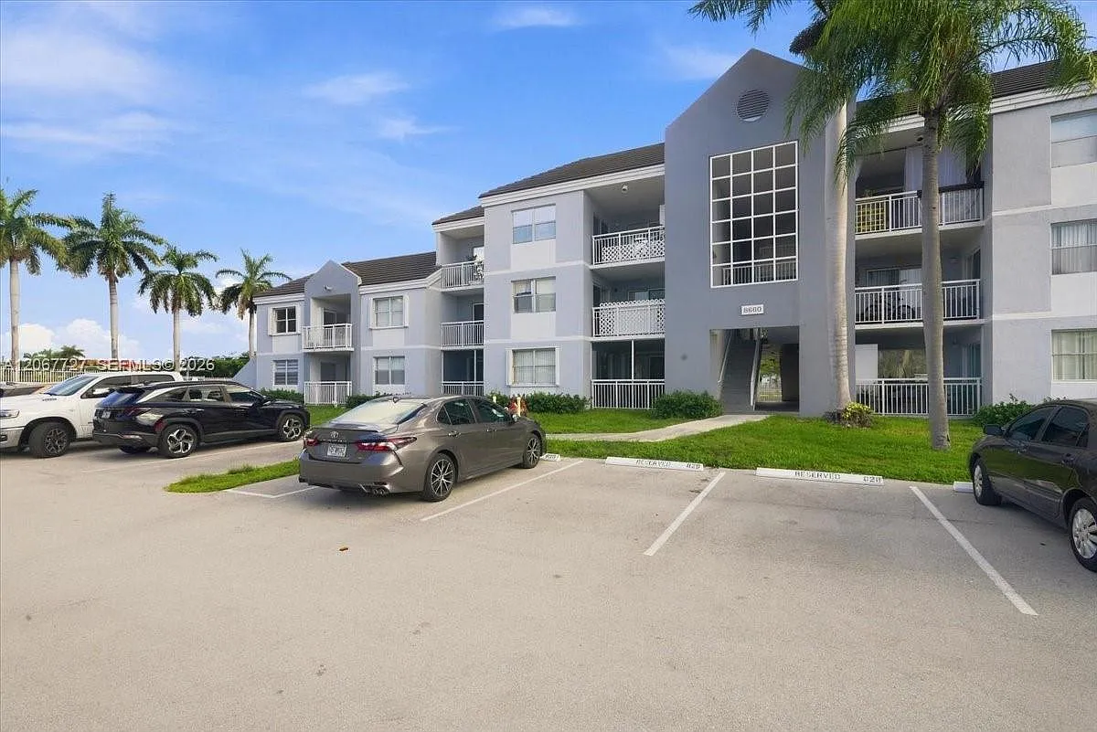1 bed, 813 sqft, $1,800 — Photo 3