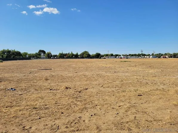 AVE 15th #Vic, Lancaster, CA 93535