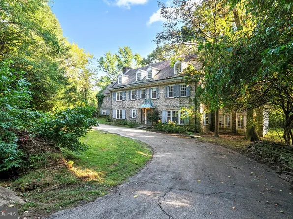 31 & 29 W Bells Mill Rd, Philadelphia, PA 19118