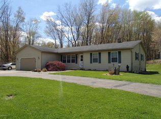 11667 Edgewood Rd, Bellevue, MI 49021