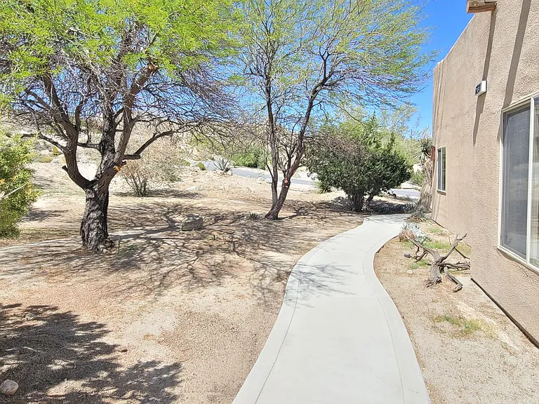 6231 Mirlo Rd — Photo 12