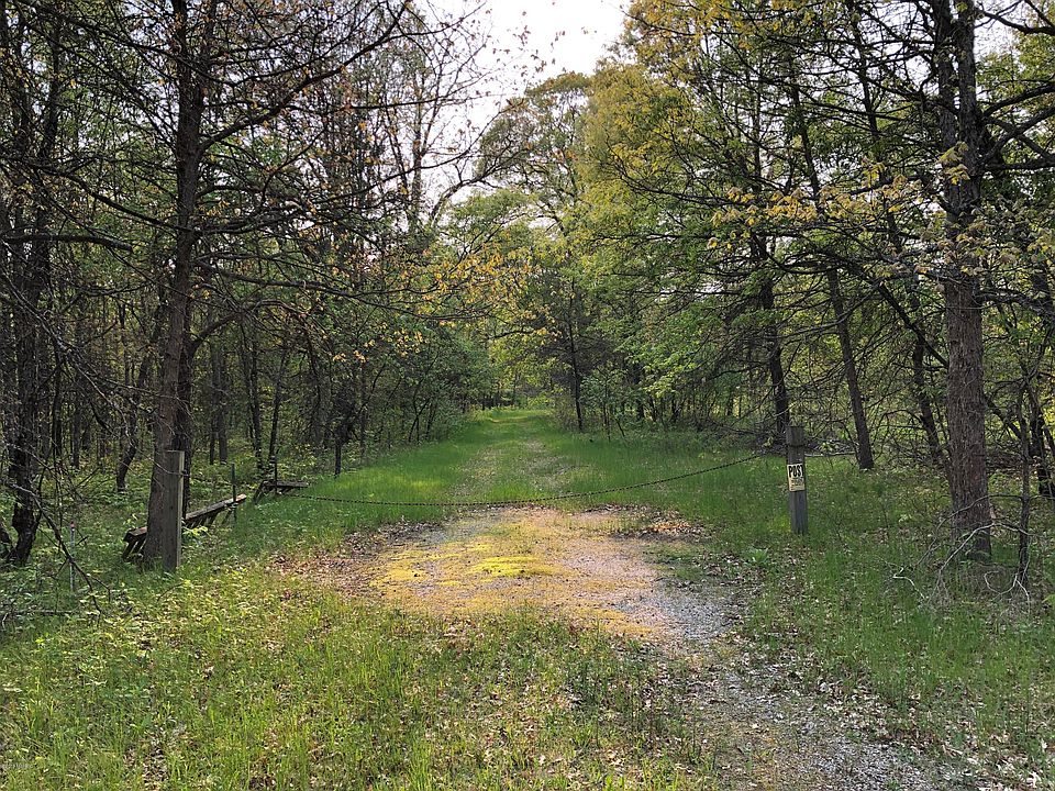 1st image of 4011 N Wilderness Trl