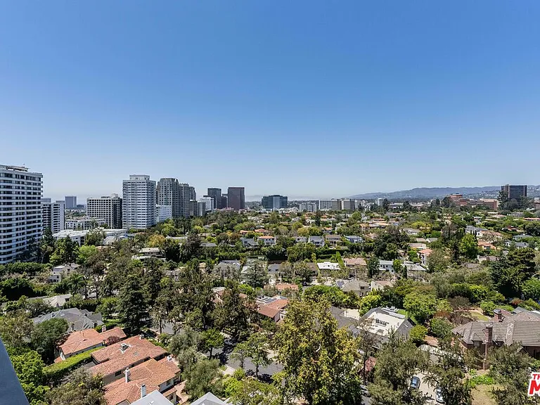 10501 Wilshire Blvd #1812 — Photo 16