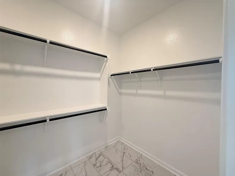 628 Leeward Pass — Photo 17