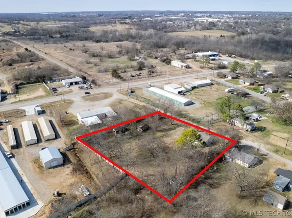 711 Blanchard Rd, Durant, OK 74701