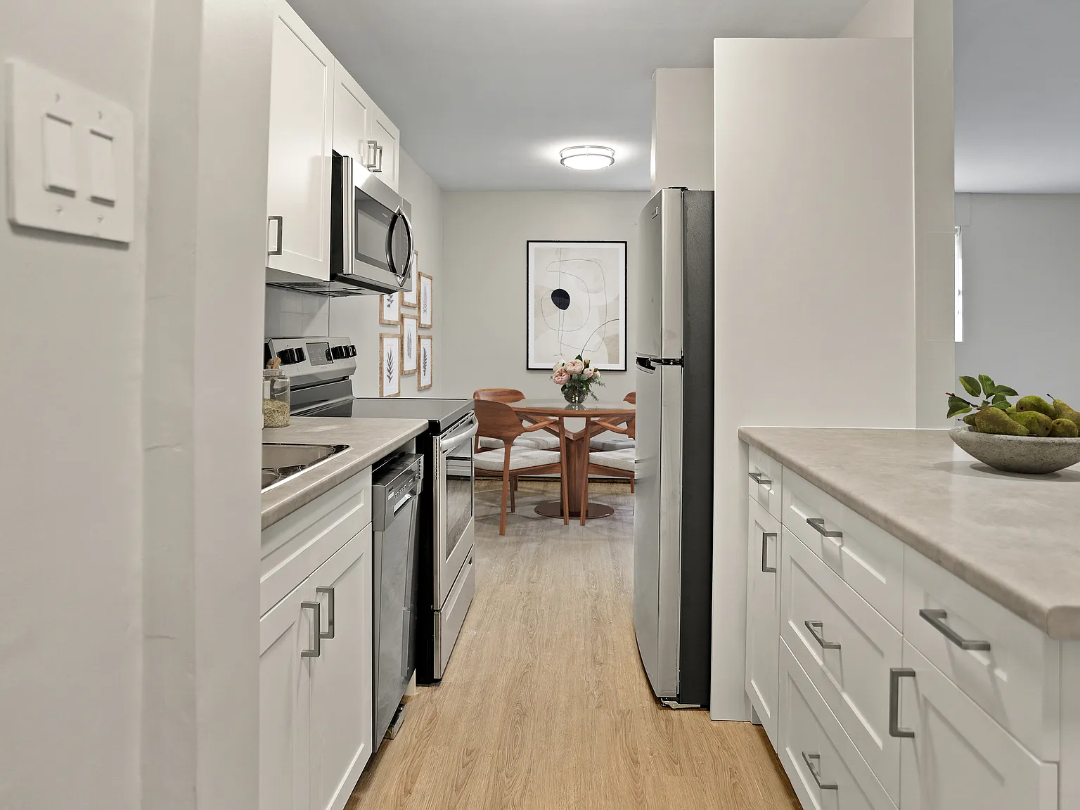 Thamesview Apartments — Photo 1