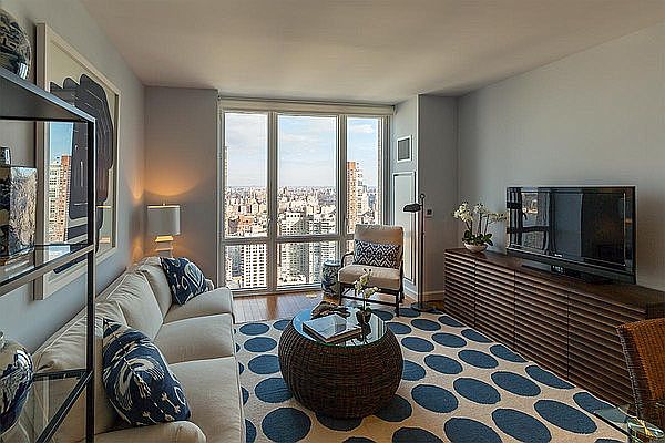 1st image of 160 W 62nd St APT 45E