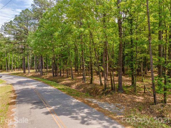 Lake Wateree Camden Real Estate 14 Homes For Sale Zillow