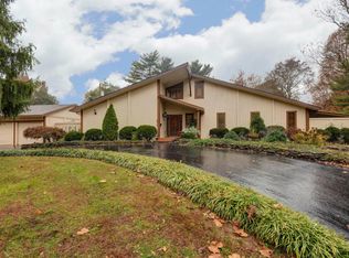 2316 E Broadmoor St, Springfield, MO 65804