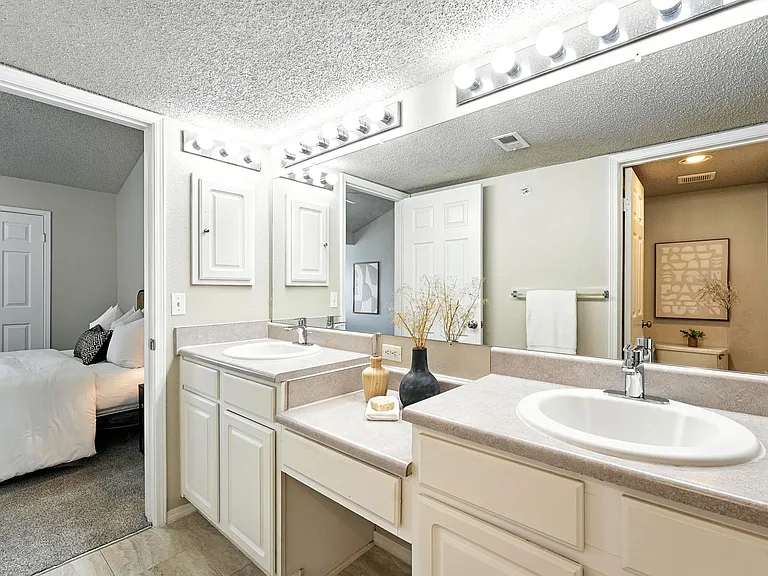 1876 Mallard Dr — Photo 18
