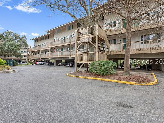 2nd image of 155 Dillon Rd APT 2020