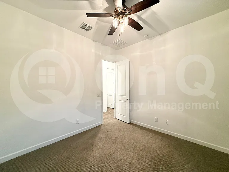 9821 E Thornbush Ave — Photo 12