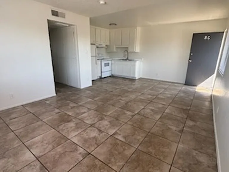 720 Aster Ln — Photo 9