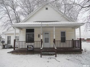 310 W South St, Colchester, IL 62326