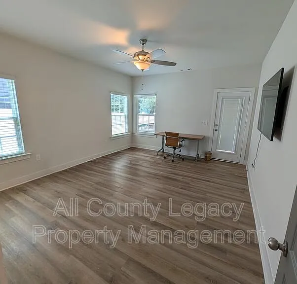 481 Oconner Blvd — Photo 7