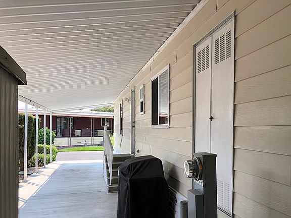 5th image of 175 Mountain Springs Dr #175