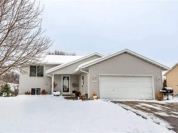 911 Southside Drive, Woodville, WI 54028