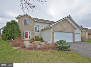 2068 Pheasant Run St, Shakopee, MN 55379