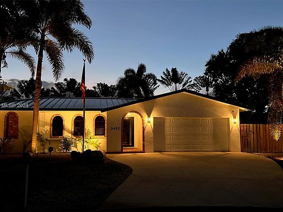 3rd image of 3450 SW 25th Ct