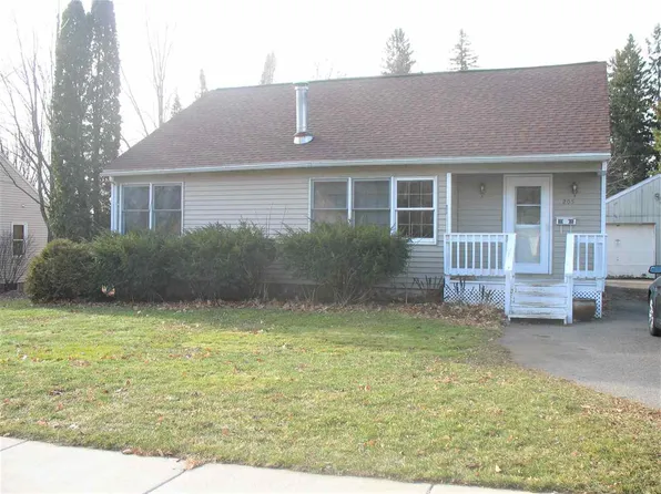205 Yawkey Ave, Rothschild, WI 54474