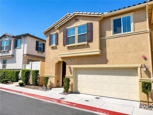 1375 Mesquite Dr, Vista, CA 92083