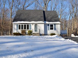 316 Rochdale St, Auburn, MA 01501