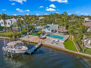 9195 SE Cove Point St, Jupiter, FL 33469