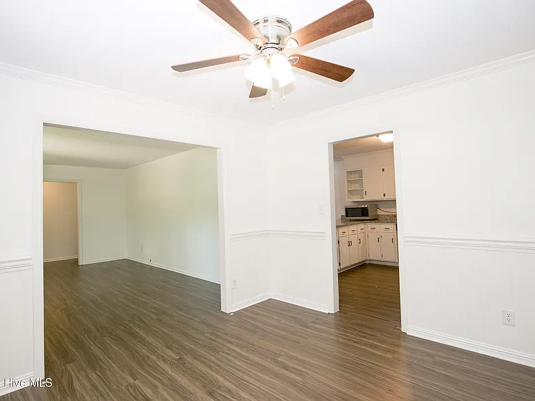 901 Glendale Dr — Photo 19