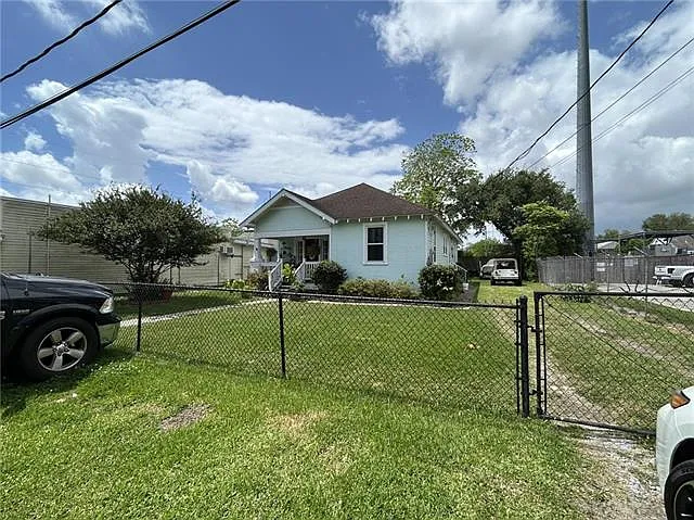 116 Colby St — Photo 20