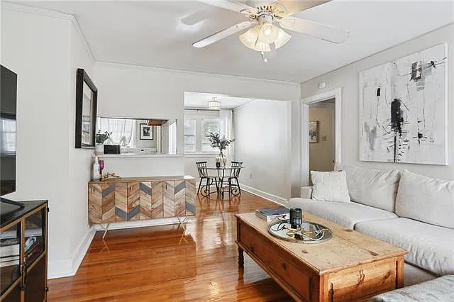 2 bed, 1.0 bath, 900 sqft, $1,450 — Photo 4