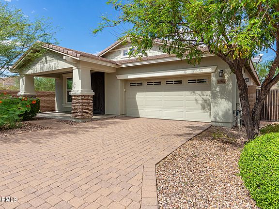 3rd image of 13256 W COPPERLEAF Lane