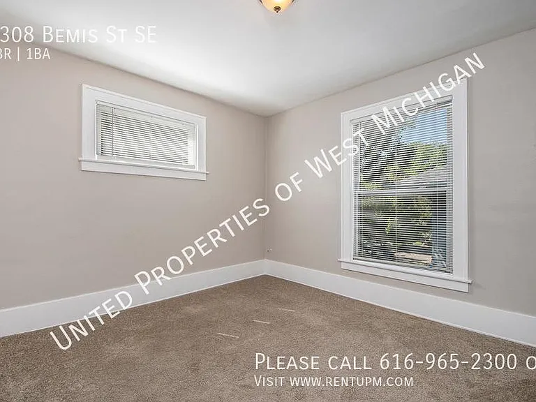 1308 Bemis St SE — Photo 7