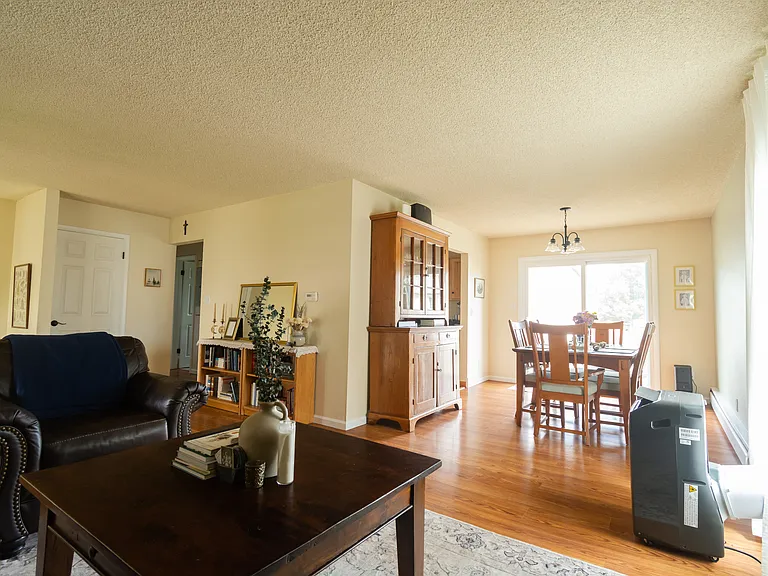 2933 Nevermind Ln — Photo 2