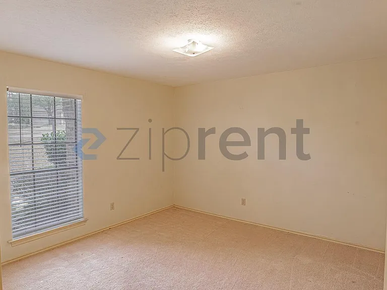 10 Cypress Ct — Photo 14