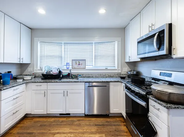 224 Faneuil St #2, Brighton, MA 02135