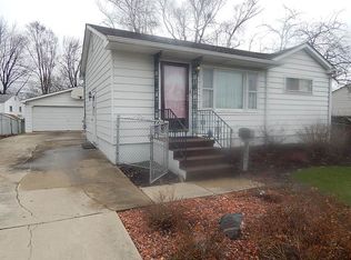 1736 Blanchard Rd, Waukegan, IL 60087