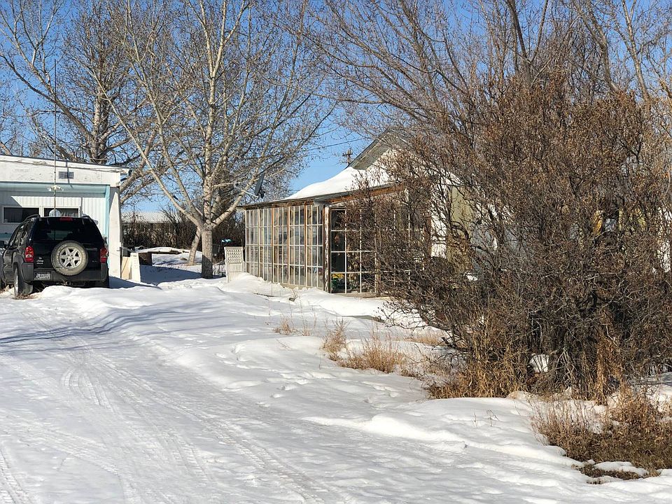 2nd image of 19 King Rd
