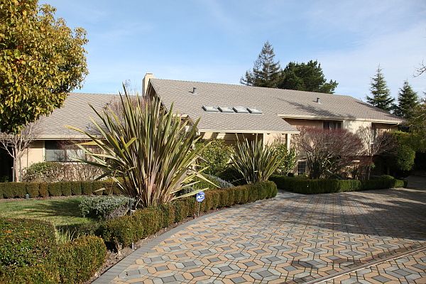 1st image of 2990 Privet Dr