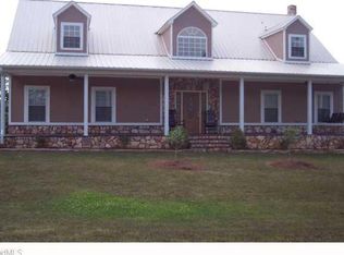 1149 Quail Ridge Rd, Sandy Ridge, NC 27046