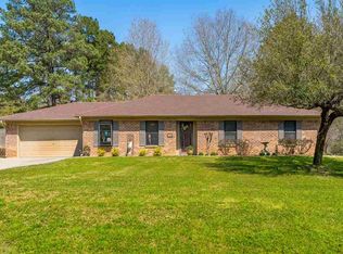 106 Heather Ln, Longview, TX 75605