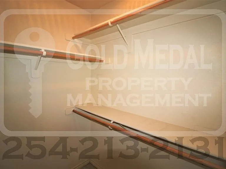 401 Hedy Dr — Photo 27
