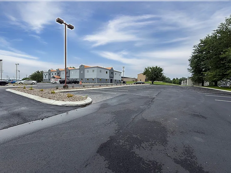 1230 Woodland Dr #208 — Photo 24
