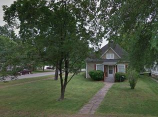 601 W 3rd St, Pittsburg, KS 66762